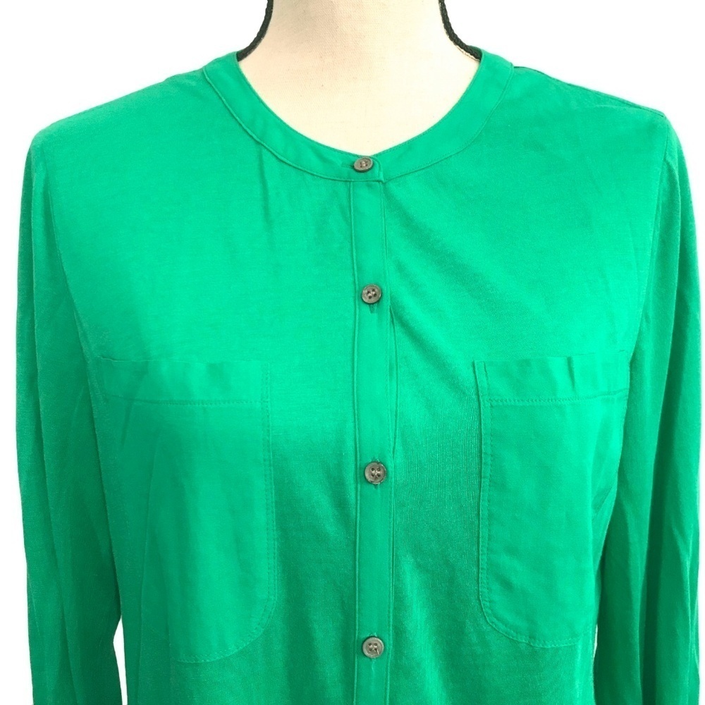 💙 5 for $25 - Chaus Sport Green Button up Tunic